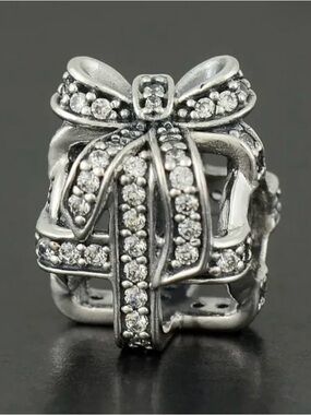 Genuine PANDORA All Wrapped Up Present Openwork Charm Sterling Silver RETIRED